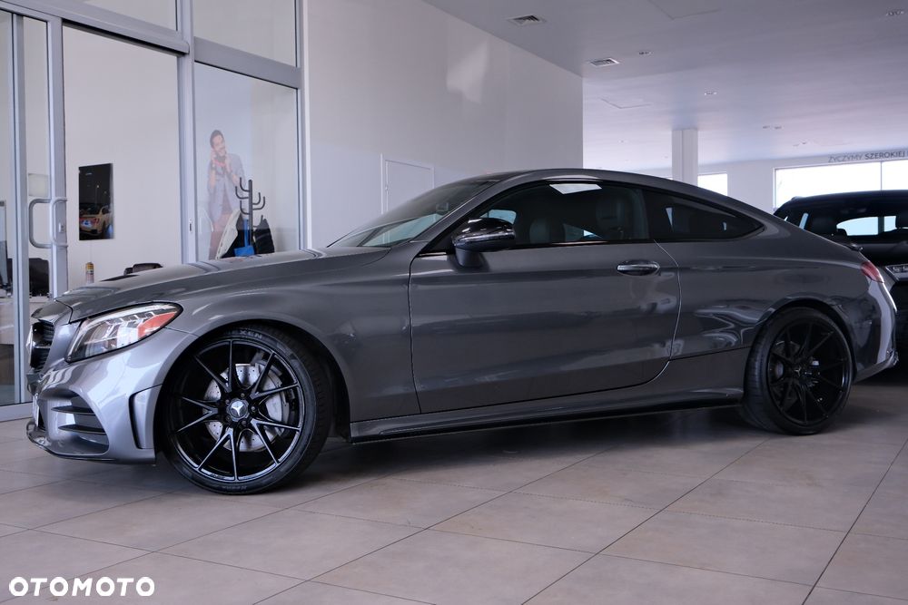 Mercedes-Benz Klasa C 300 9G-TRONIC AMG Line - 17