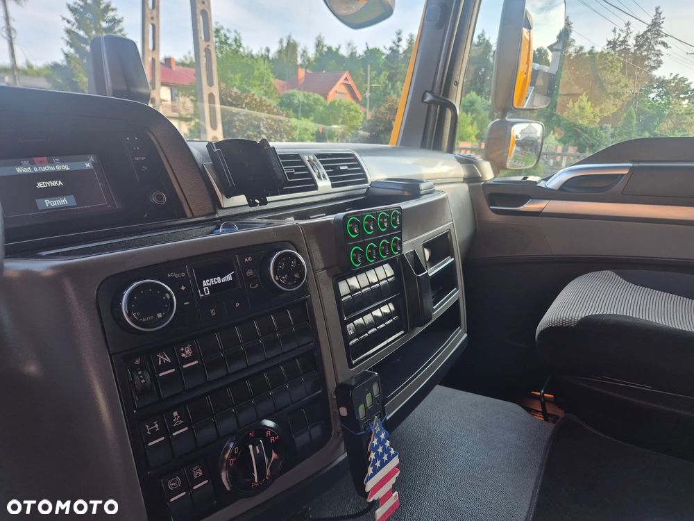 MAN TGL 12.250 POMOC DROGOWA PŁYTA HYDRAULICZAN FALKOM - 29