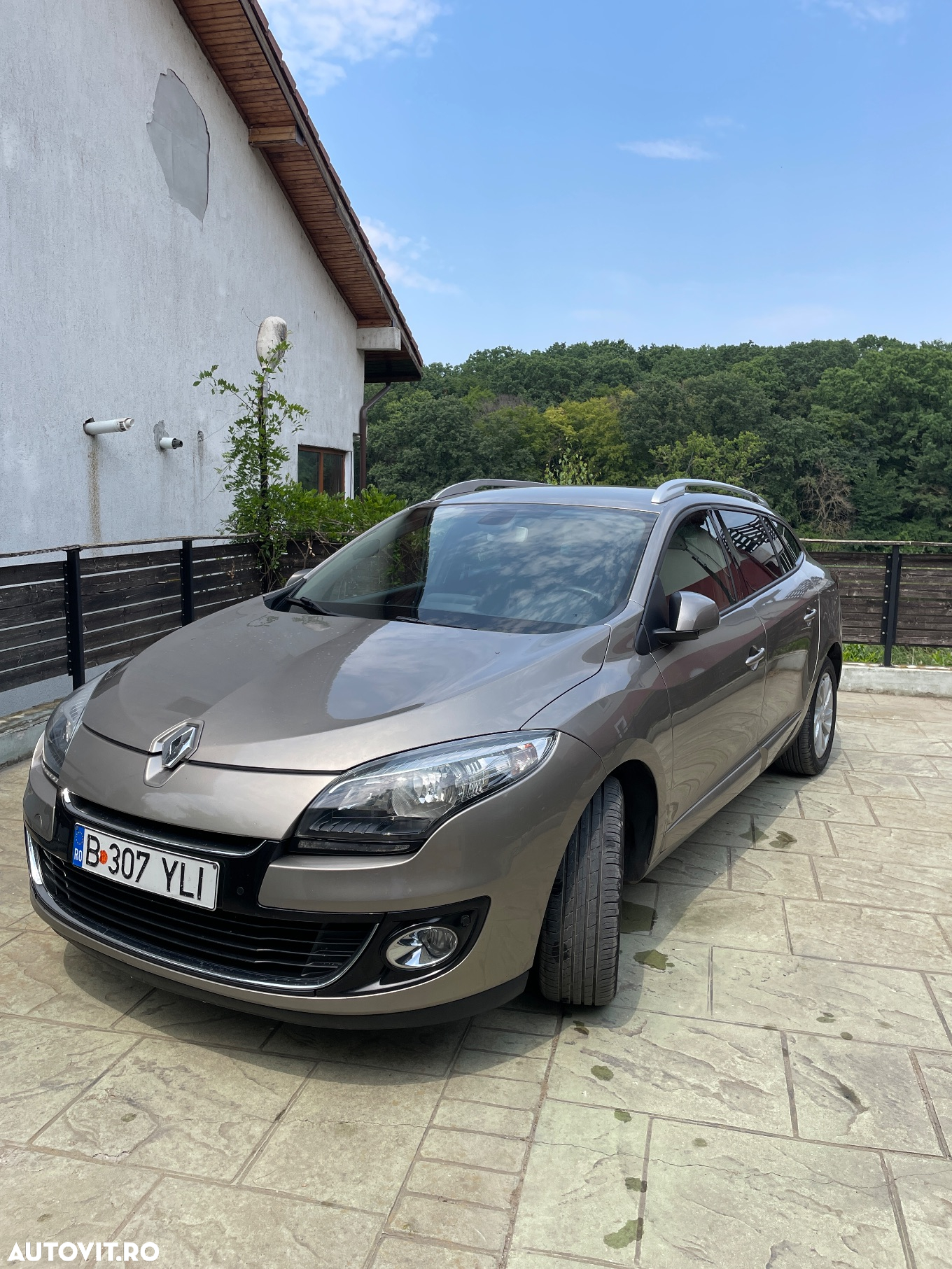 Renault Megane 1.5 dCi Dynamique - 8