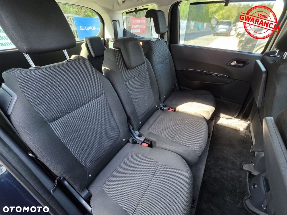 Peugeot 5008 - 24