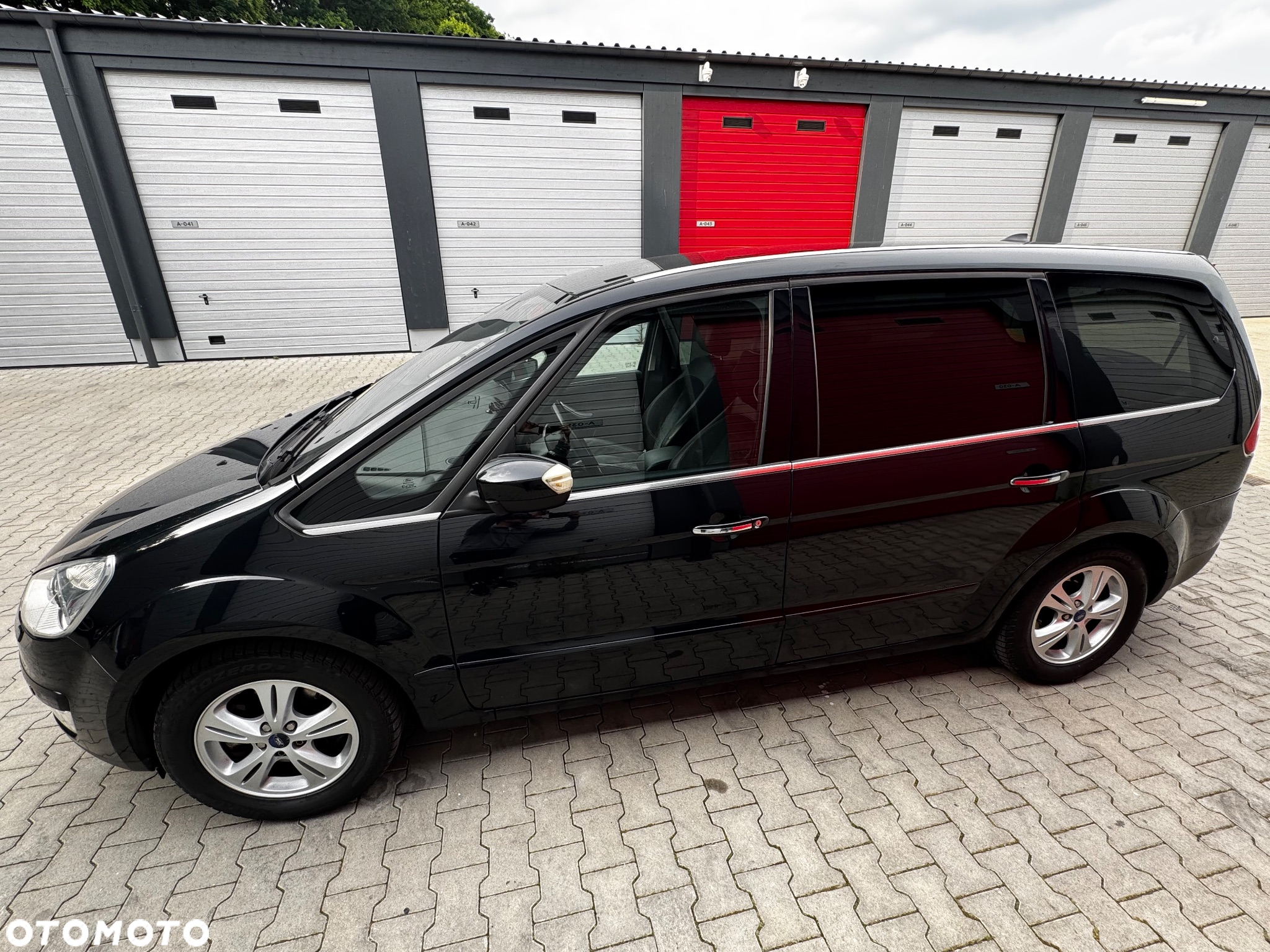 Ford Galaxy - 13
