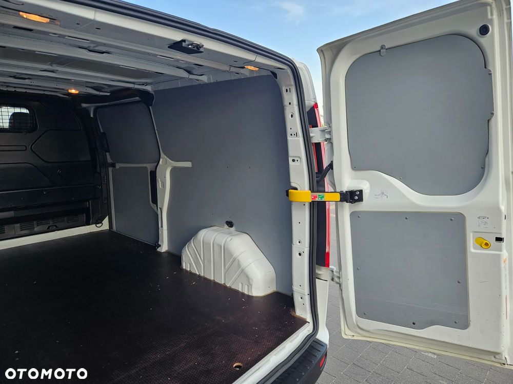 Ford Transit Custom - 22
