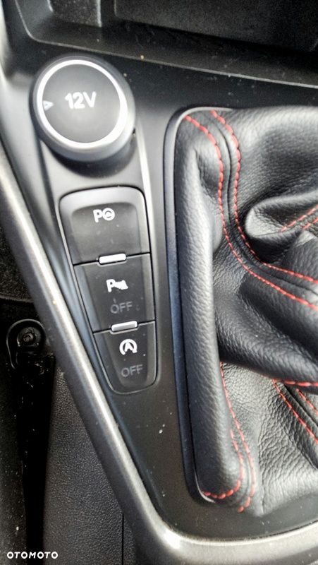 Ford Focus 1.5 TDCi ST-Line - 28