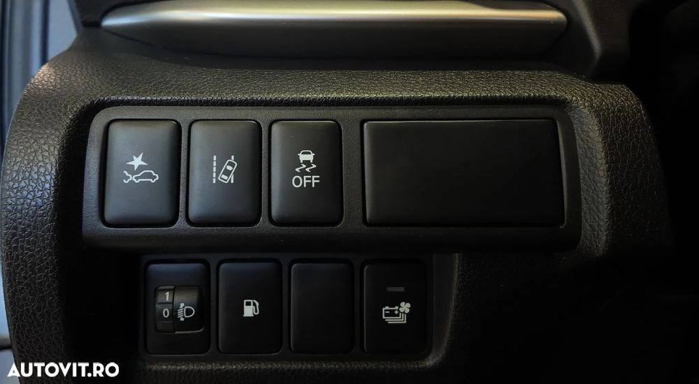 Mitsubishi Eclipse-Cross Plug-In Hybrid 4WD Plus - 22