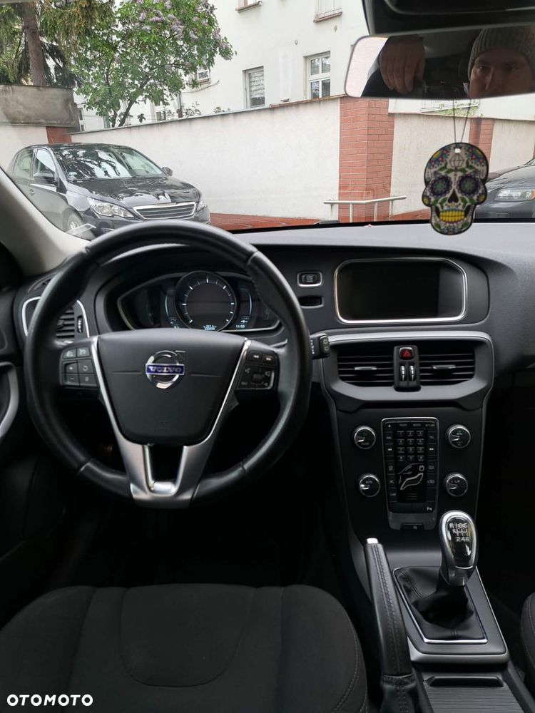 Volvo V40 D2 Base - 8