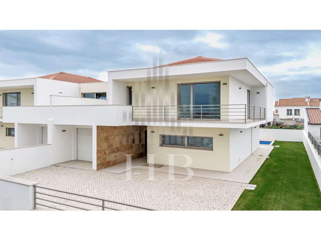 Moradia Geminada T4 com Piscina e Jardim | Magoito | Sintra - Grande imagem: 5/60