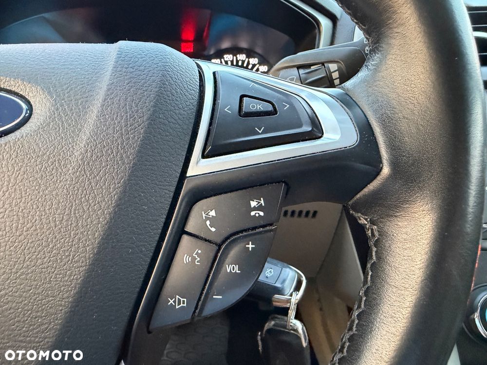 Ford Mondeo - 16