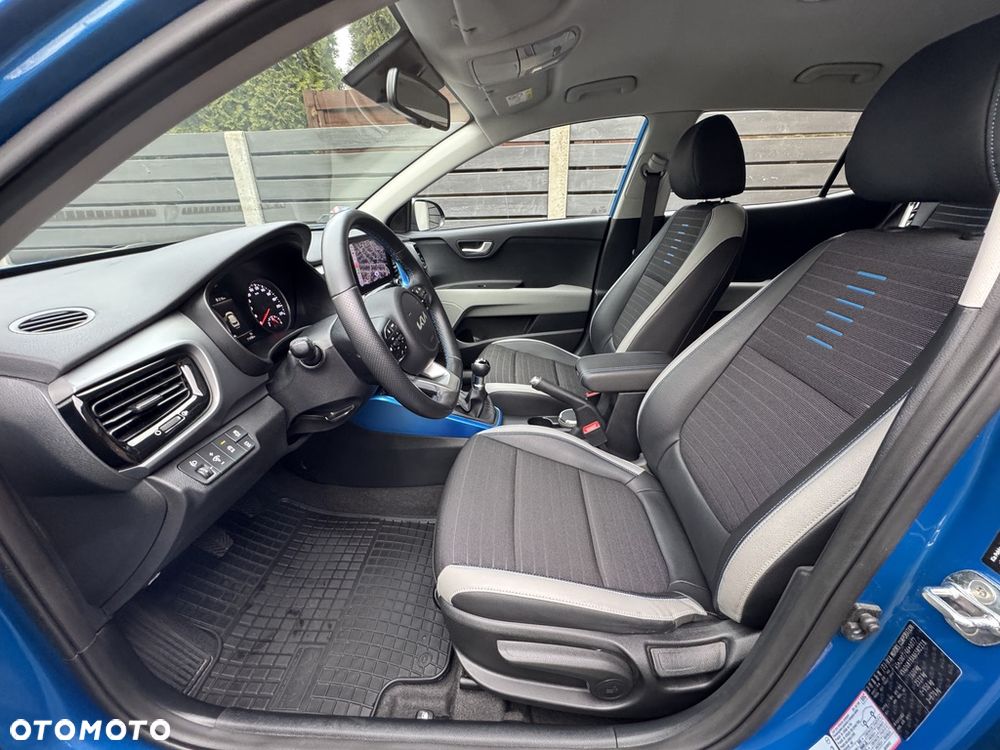 Kia Stonic 1.2 L - 14