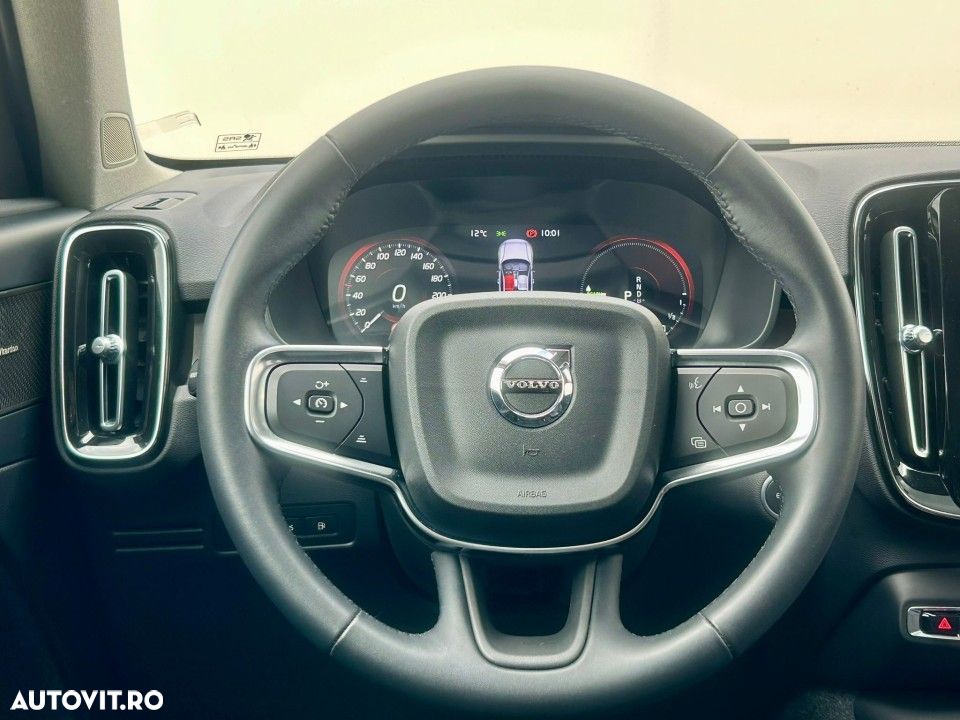Volvo XC 40 - 11