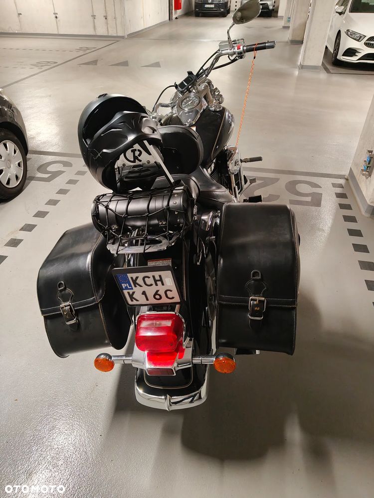 Suzuki VL 800 Volusia - 13