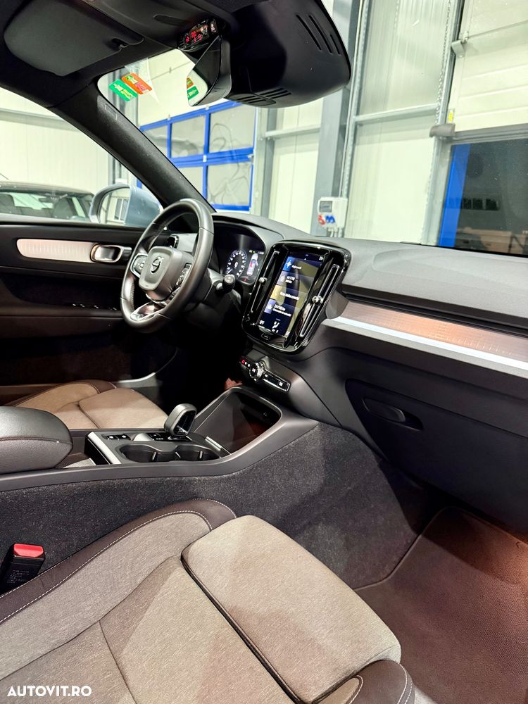 Volvo XC 40 T4 Recharge DKG Plus Bright - 8