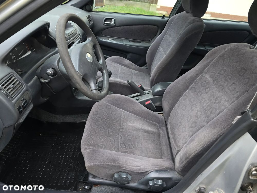 Toyota Corolla - 5