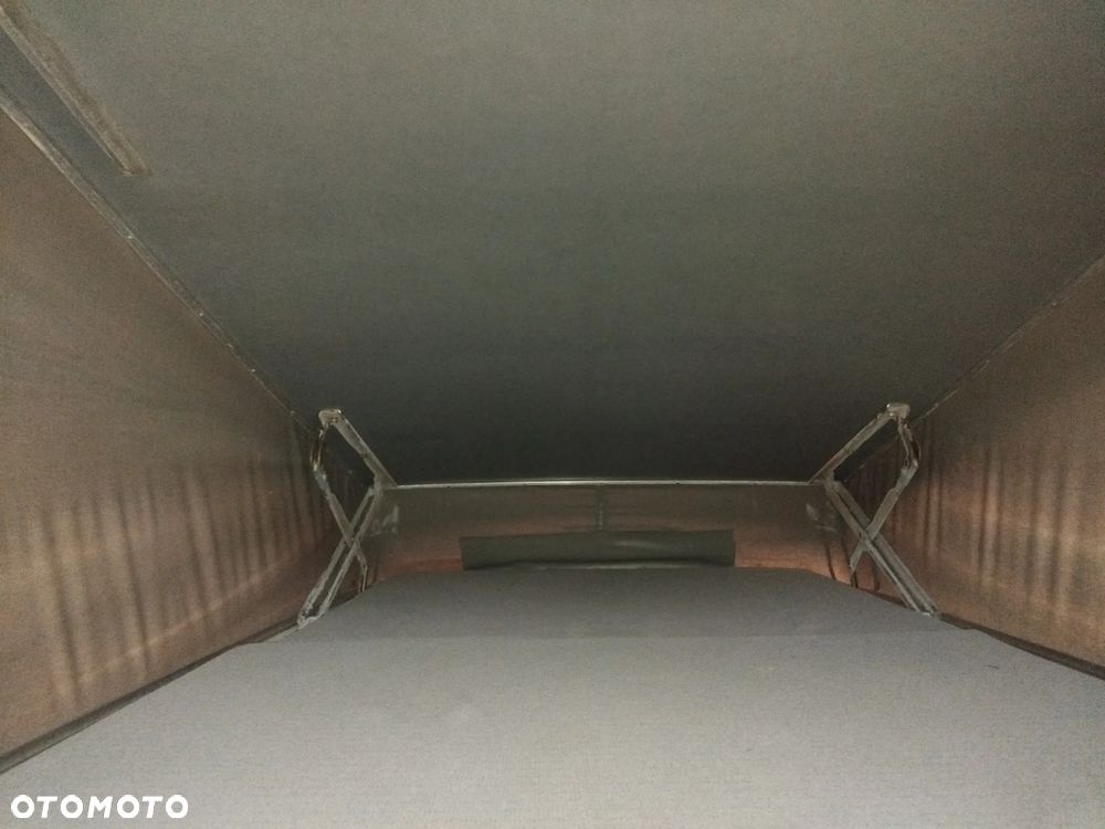 Volkswagen California - 11