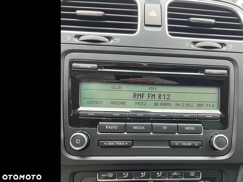 Volkswagen Golf 1.6 TDI DPF BlueMotion Technology Style - 8