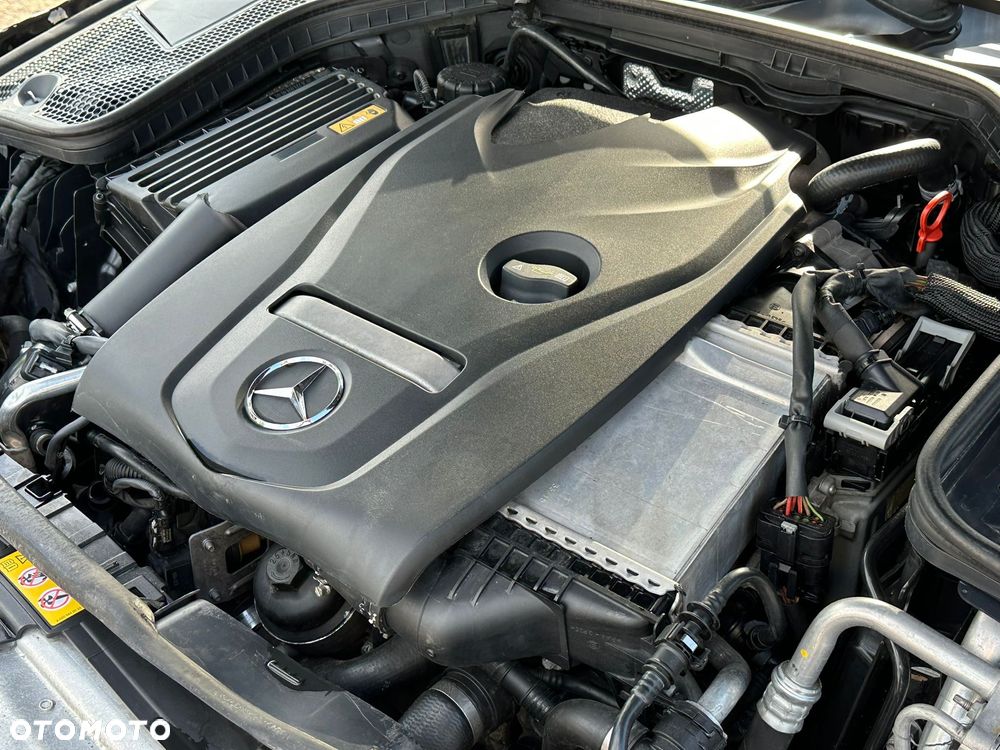 Mercedes-Benz Klasa C 180 7G-TRONIC - 7