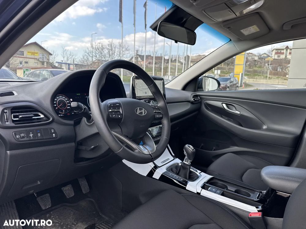 Hyundai i30 1.5 T-GDI 140CP M/T MHEV Highway - 15