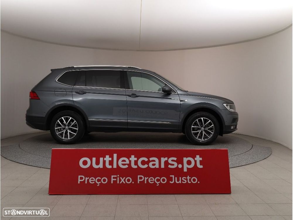 VW Tiguan Allspace 2.0 TDI Confortline DSG - 9