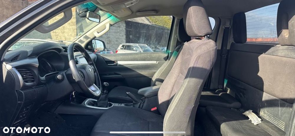 Toyota Hilux 4x4 Double Cab S&S Comfort - 10