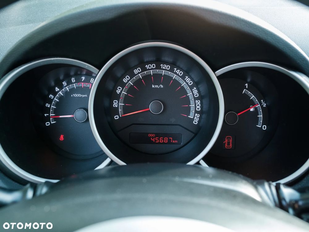 Kia Venga 1.6 M - 9