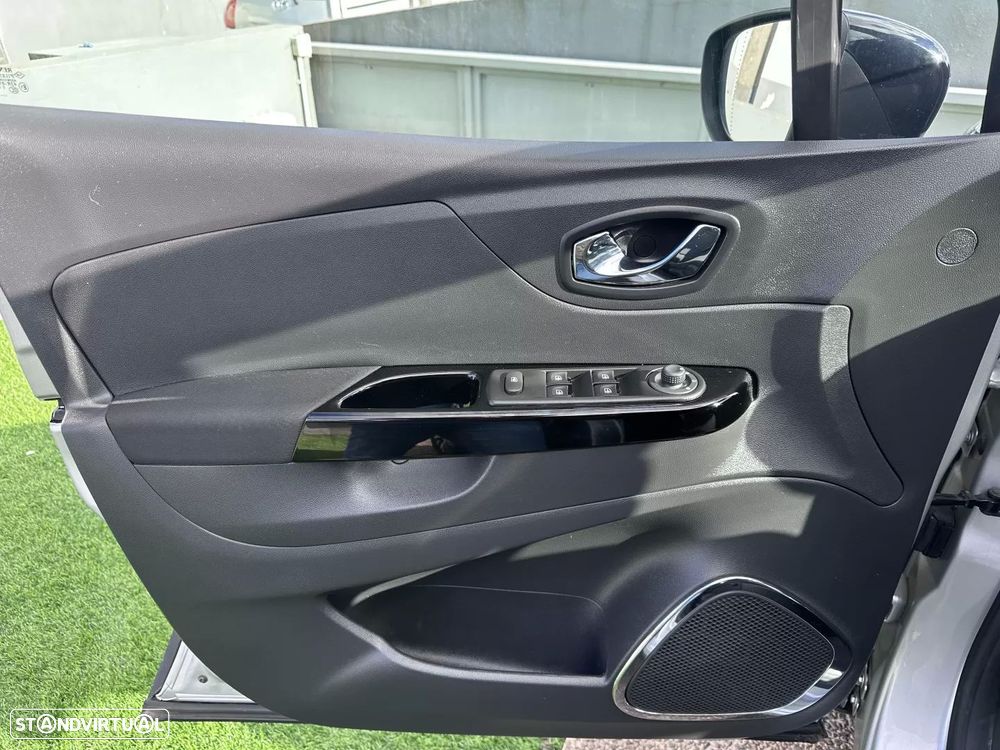 Renault Captur (ENERGY) dCi 90 EDC LIMITED - 21
