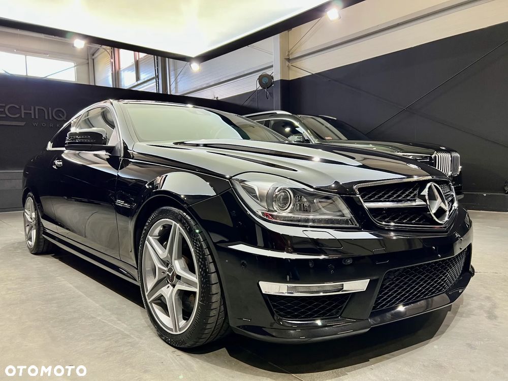 Mercedes-Benz Klasa C 63 AMG Coupe AMG SPEEDSHIFT MCT - 4