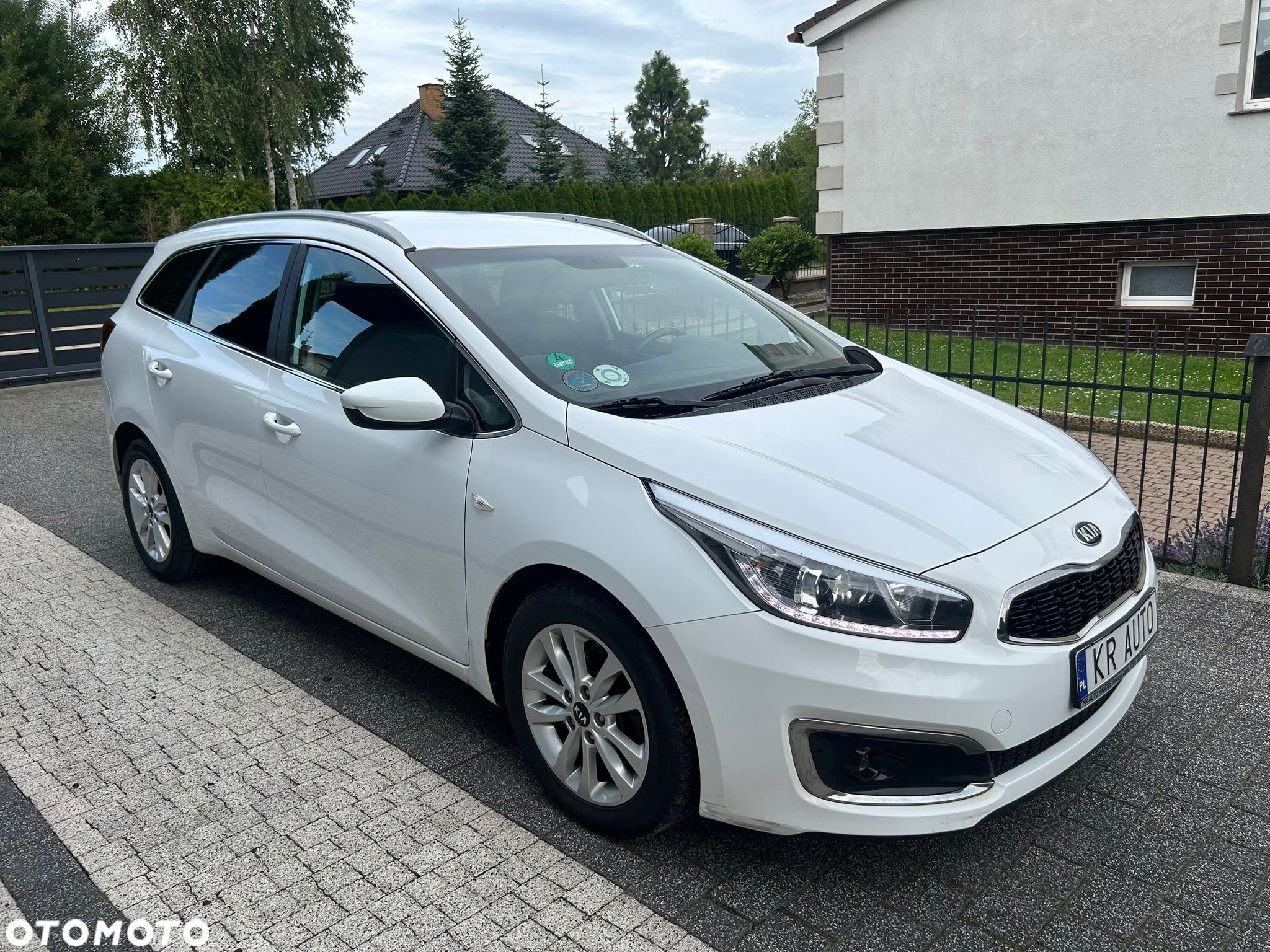 Kia Ceed 1.6 CRDi 136 ISG GT Line - 25
