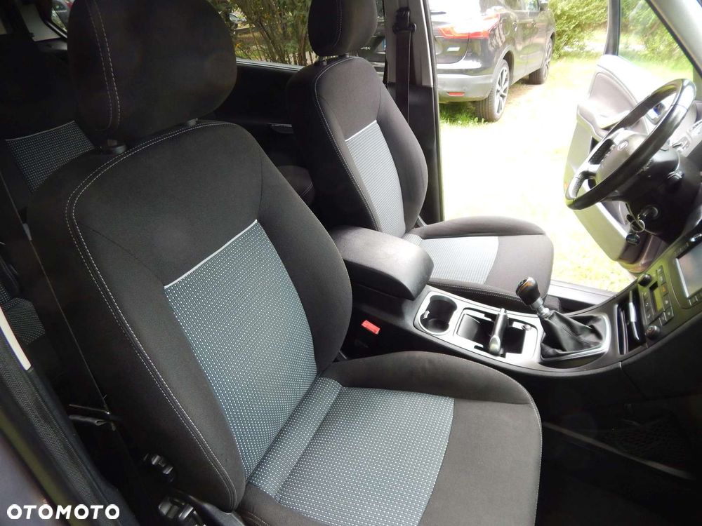 Ford Galaxy 1.6 EcoBoost Start/Stop Business Edition - 19