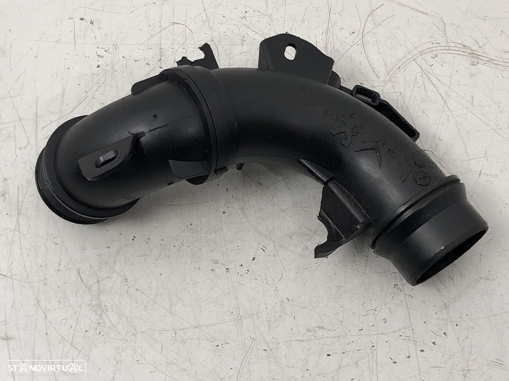 Tubo intercooler Usado PEUGEOT 2008 (CU_) 1.2 THP 110 | 01.15 -  REF. 9677355980... - 2