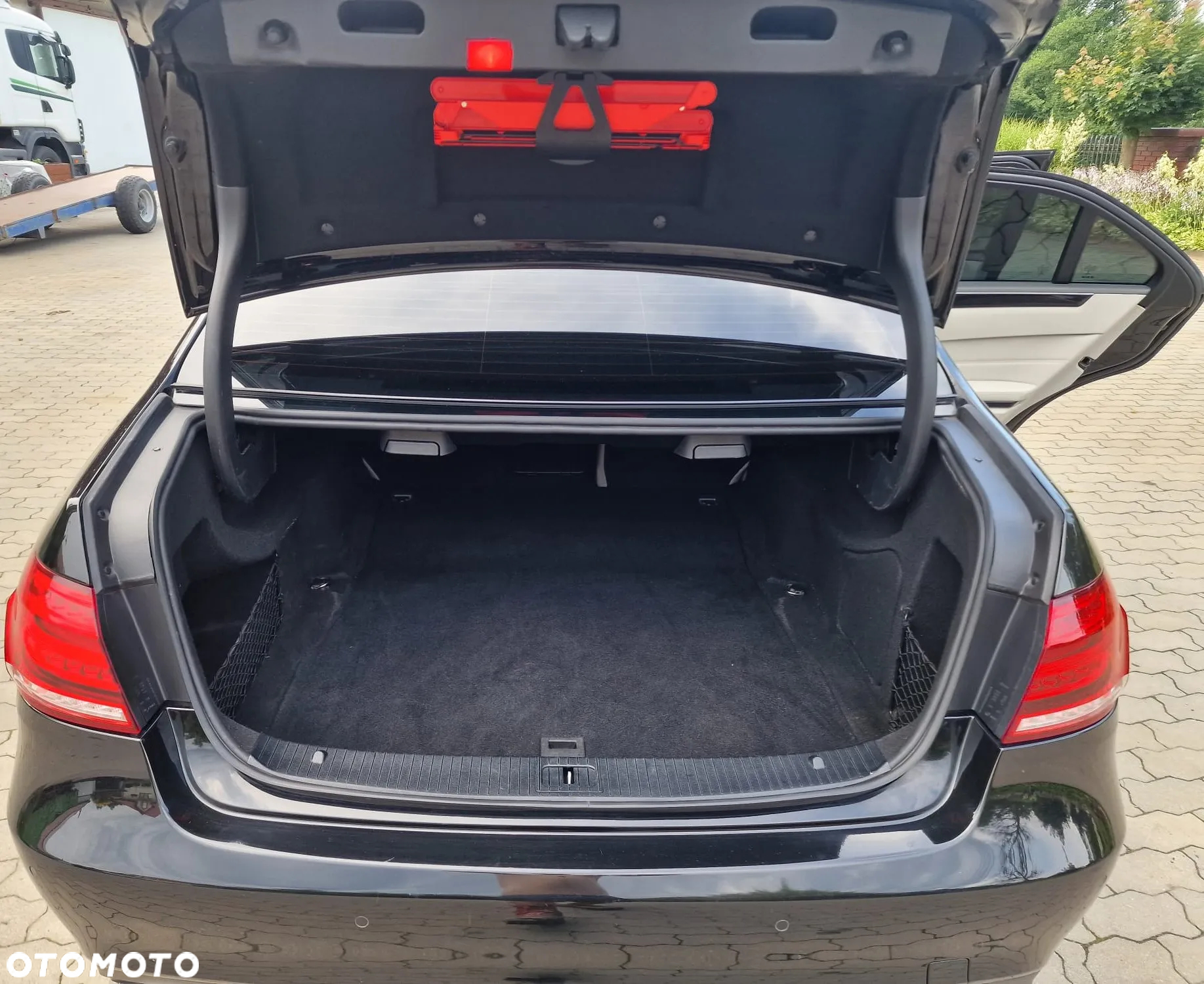 Mercedes-Benz Klasa E 300 4-Matic Avantgarde - 10