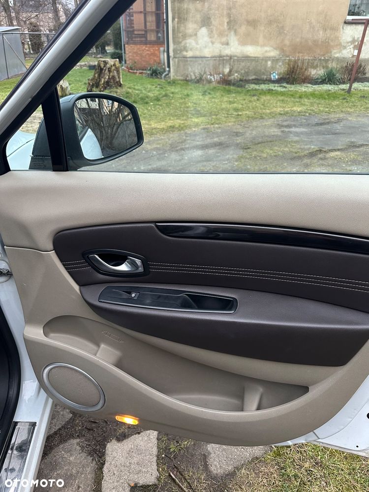 Renault Grand Scenic Gr 2.0 dCi Privilege - 17