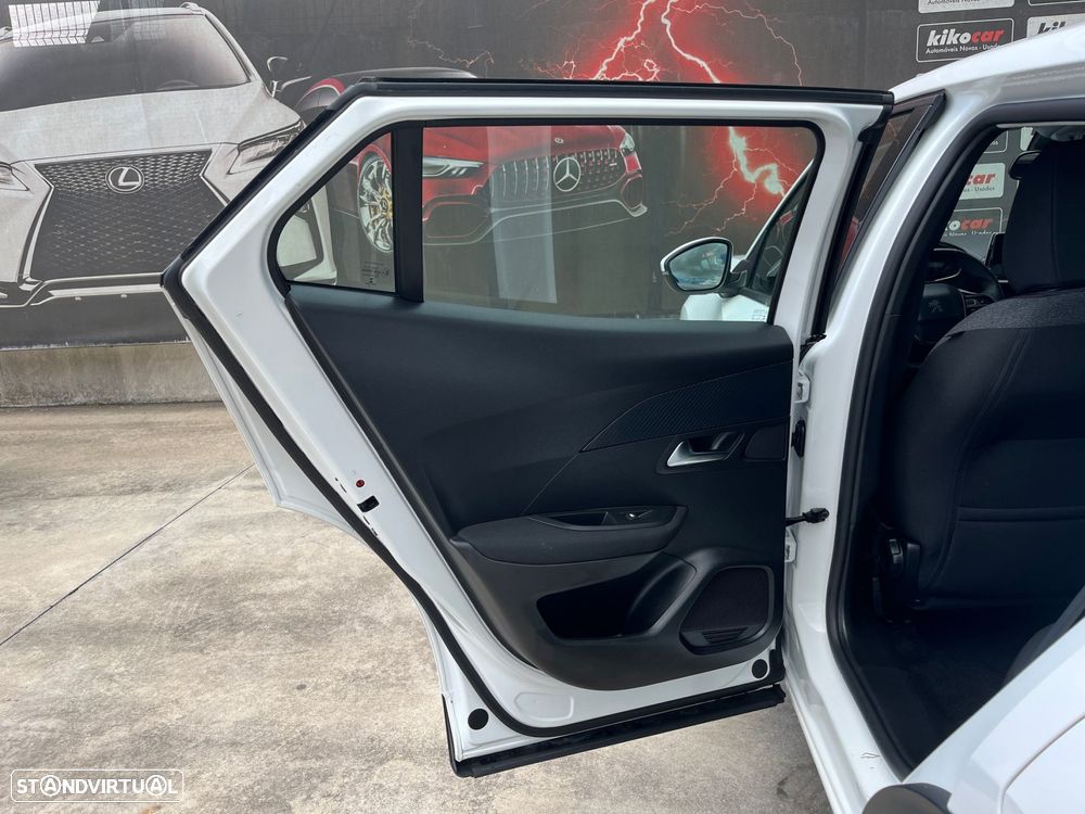 Peugeot 2008 1.2 PureTech Active Pack - 40
