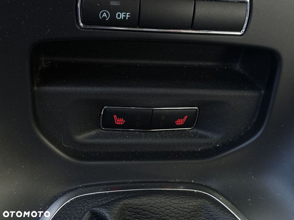 Ford Fiesta - 23