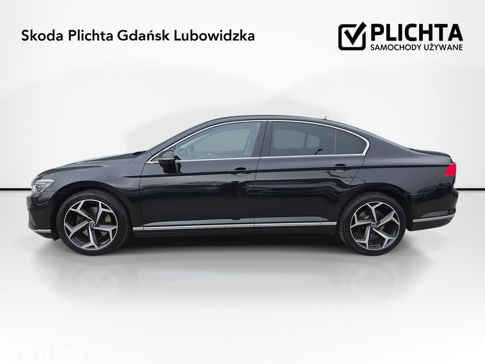 Volkswagen Passat - 8