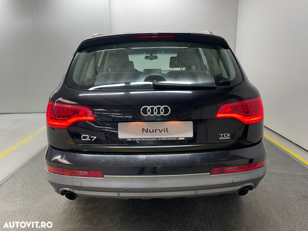 Audi Q7 3.0 TDI Quattro Tip - 9