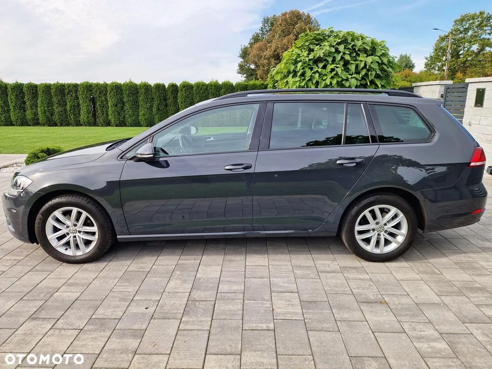 Volkswagen Golf - 3