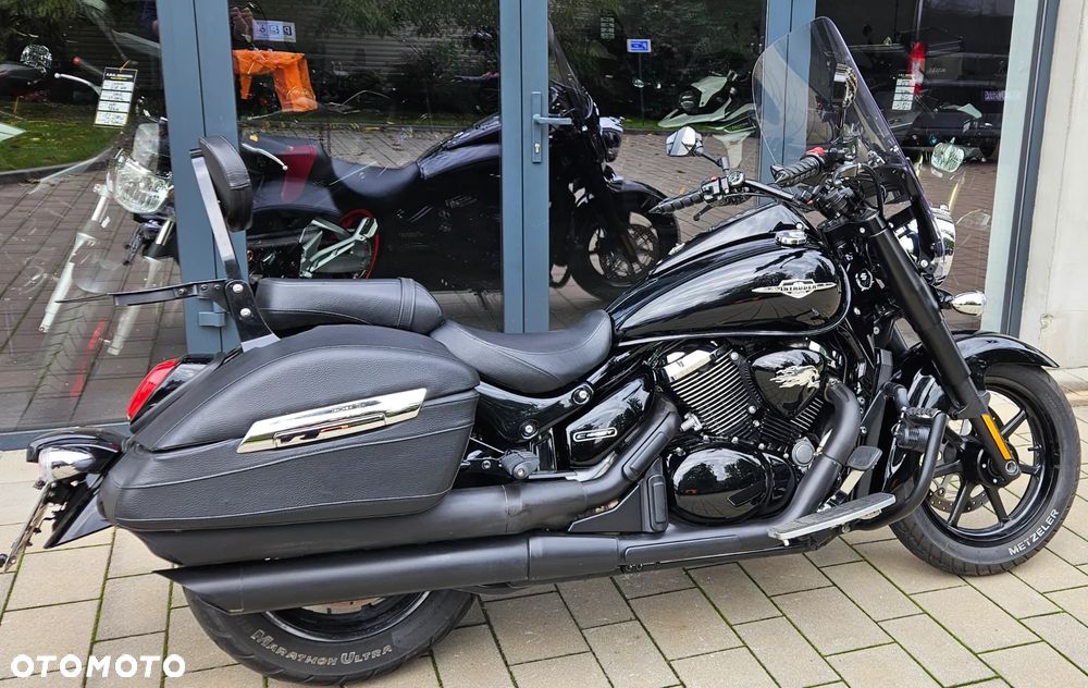 Suzuki Intruder - 26