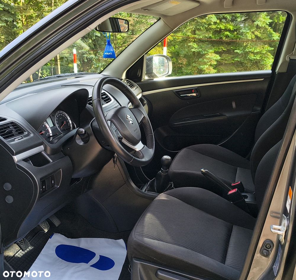 Suzuki Swift - 17