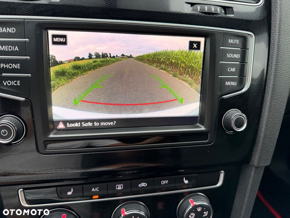 Volkswagen Golf GTI BlueMotion Technology DSG - 26