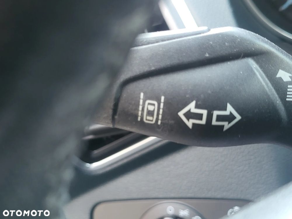 Ford Grand C-MAX 2.0 TDCi Titanium - 26