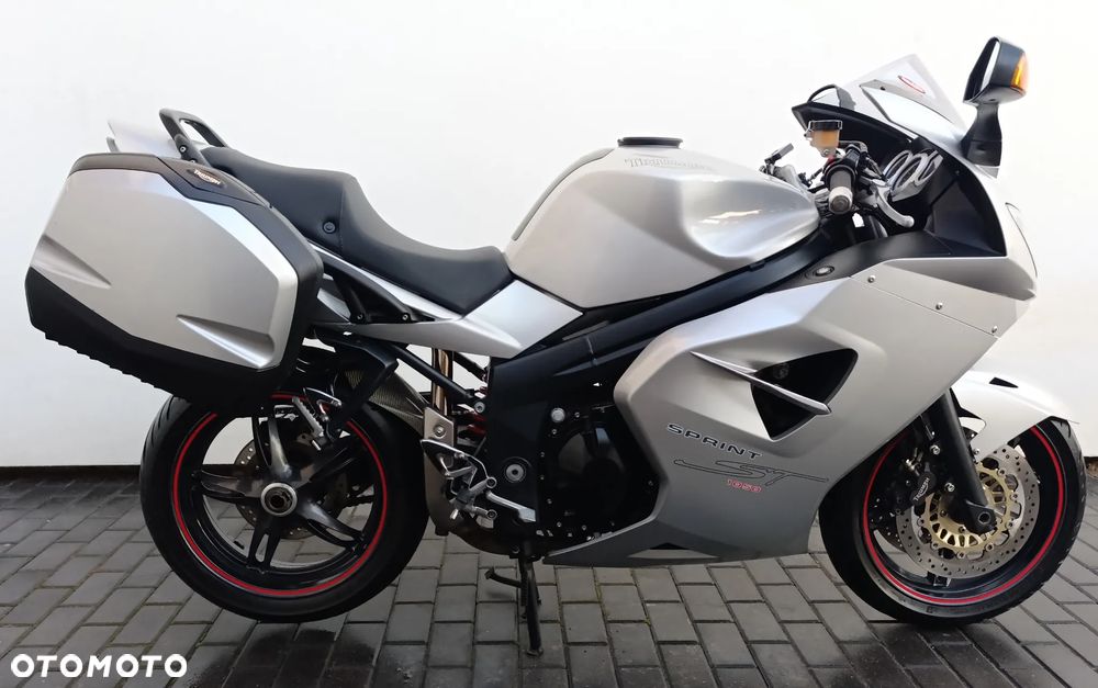 Triumph Sprint - 6