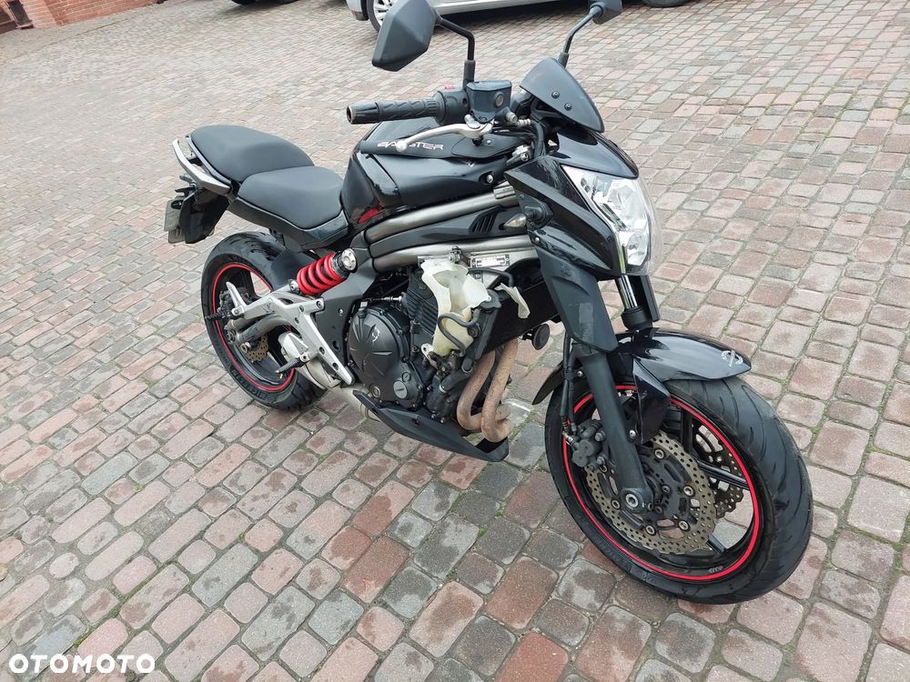 Kawasaki ER - 7