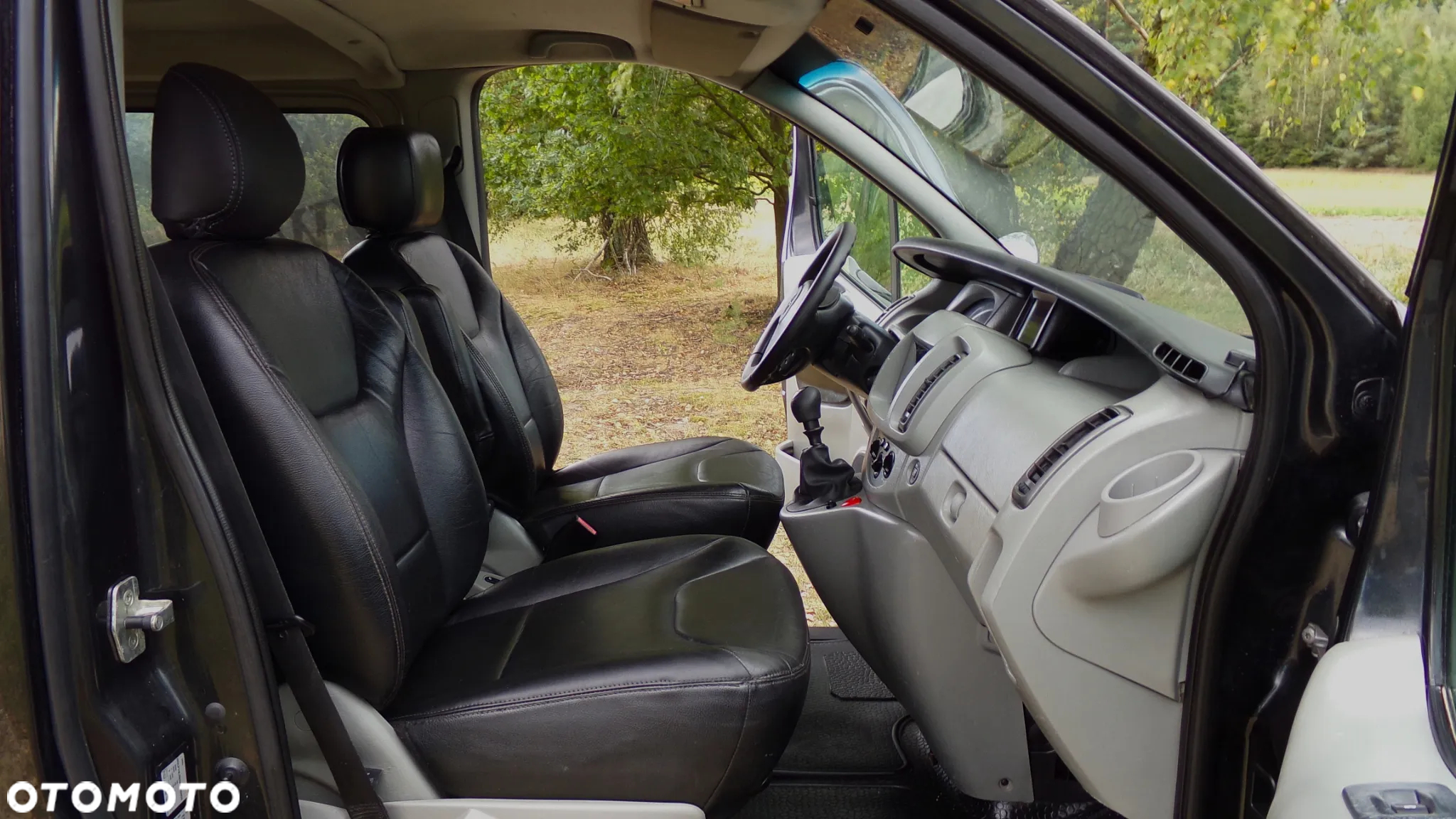 Opel VIVARO 2.5 150KM * LONG * KLIMA * BRYGADÓWKA * ZADBANY ! - 14