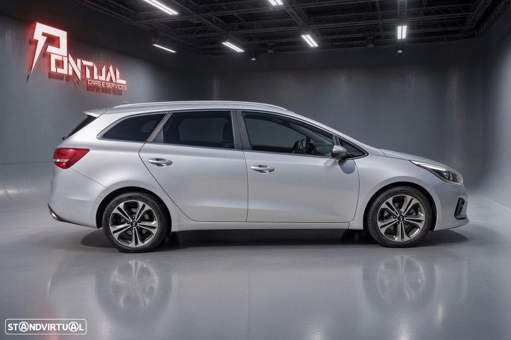 Kia Ceed SW 1.6 CRDi GT Line - 30