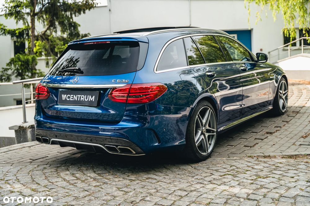 Mercedes-Benz Klasa C AMG 63 S - 10