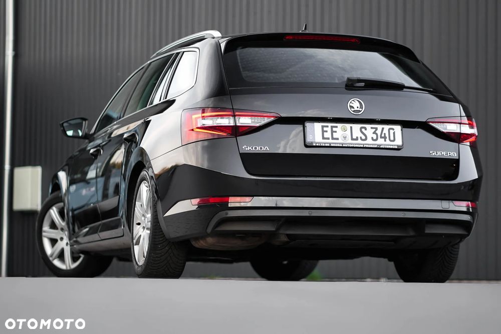 Skoda Superb 2.0 TDI Style - 10