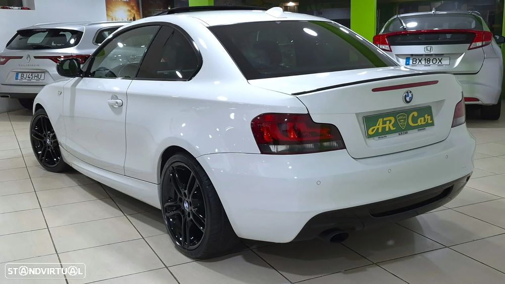 BMW 120 d Coupe Aut. Limited Edition Lifestyle c/ M Sport Pack - 3