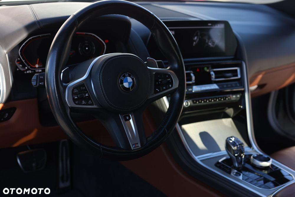 BMW Seria 8 - 23