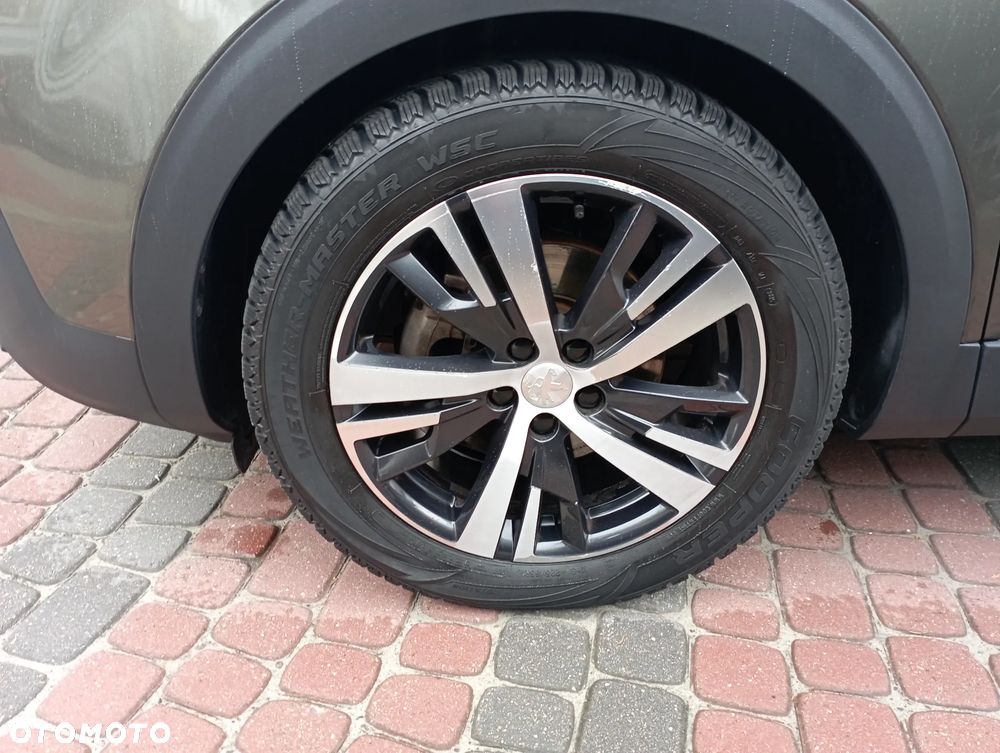 Peugeot 3008 1.2 PureTech Active S&S EAT6 - 27