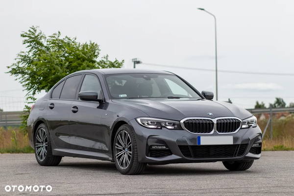BMW Seria 3 320d xDrive M Sport sport