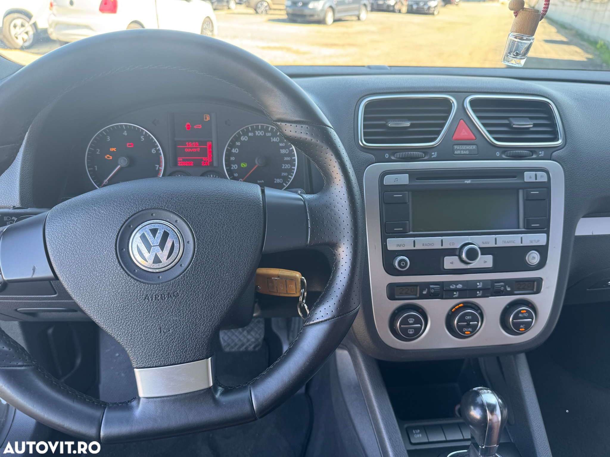 Volkswagen Scirocco 2.0 TSI DSG - 11